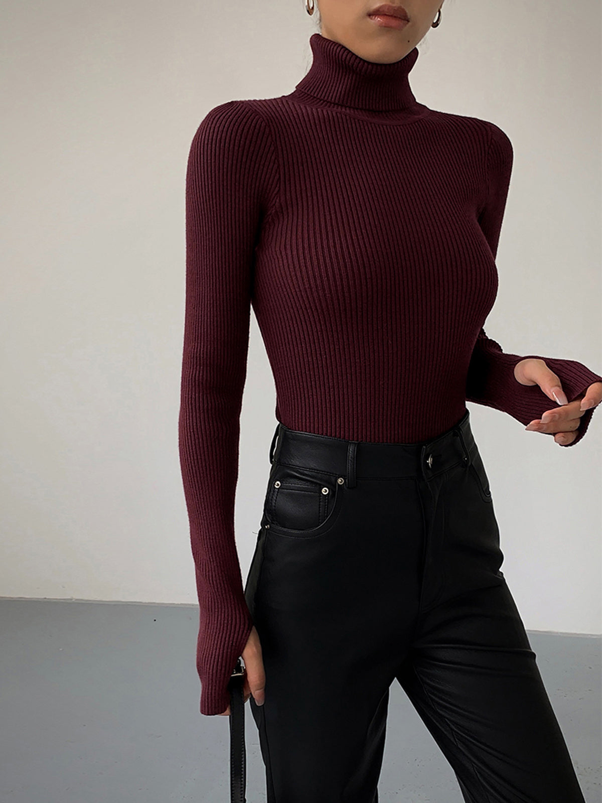 Isabelle's™ | Spring Stylish Ribbed Turtleneck Sweater