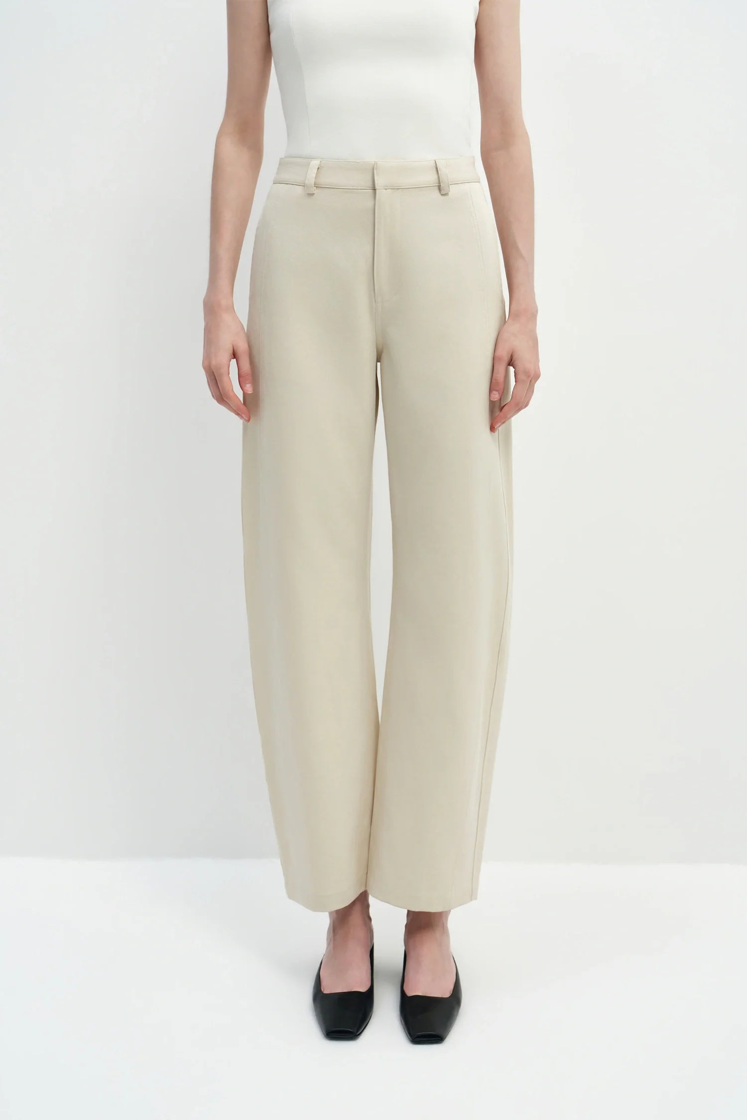 Cléa Barrel Leg Pant