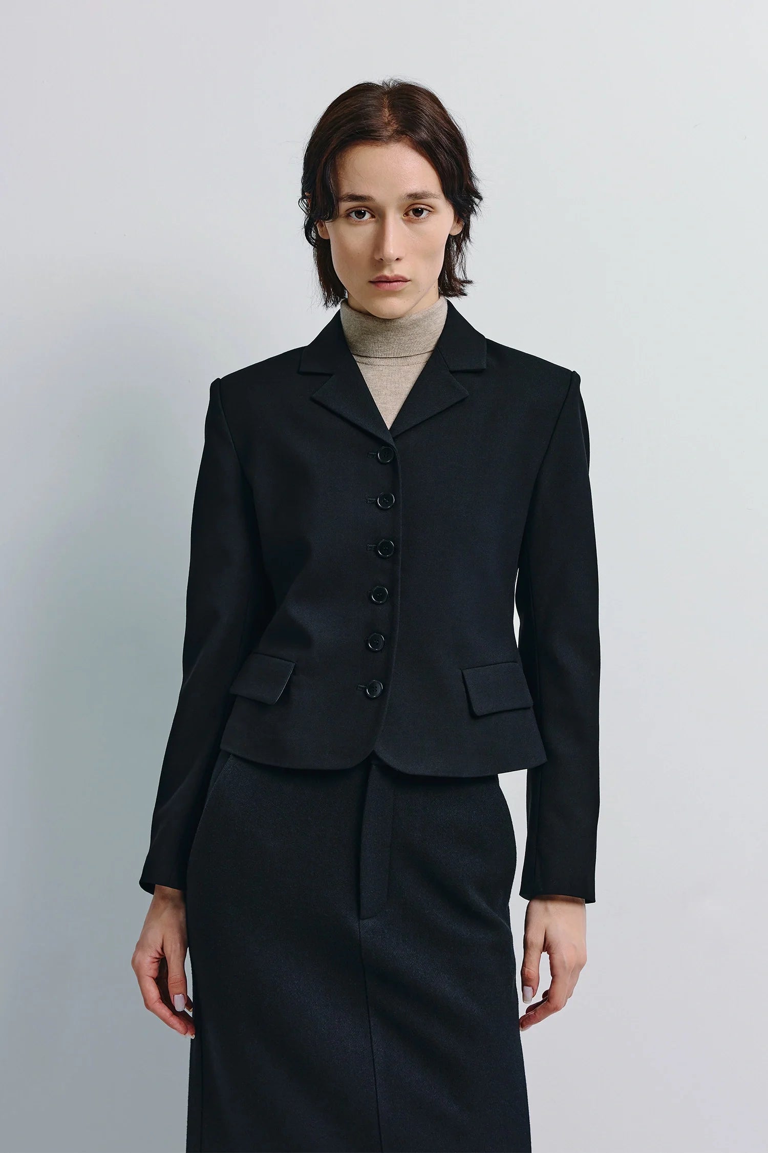 Lenn Fitted Short Blazer