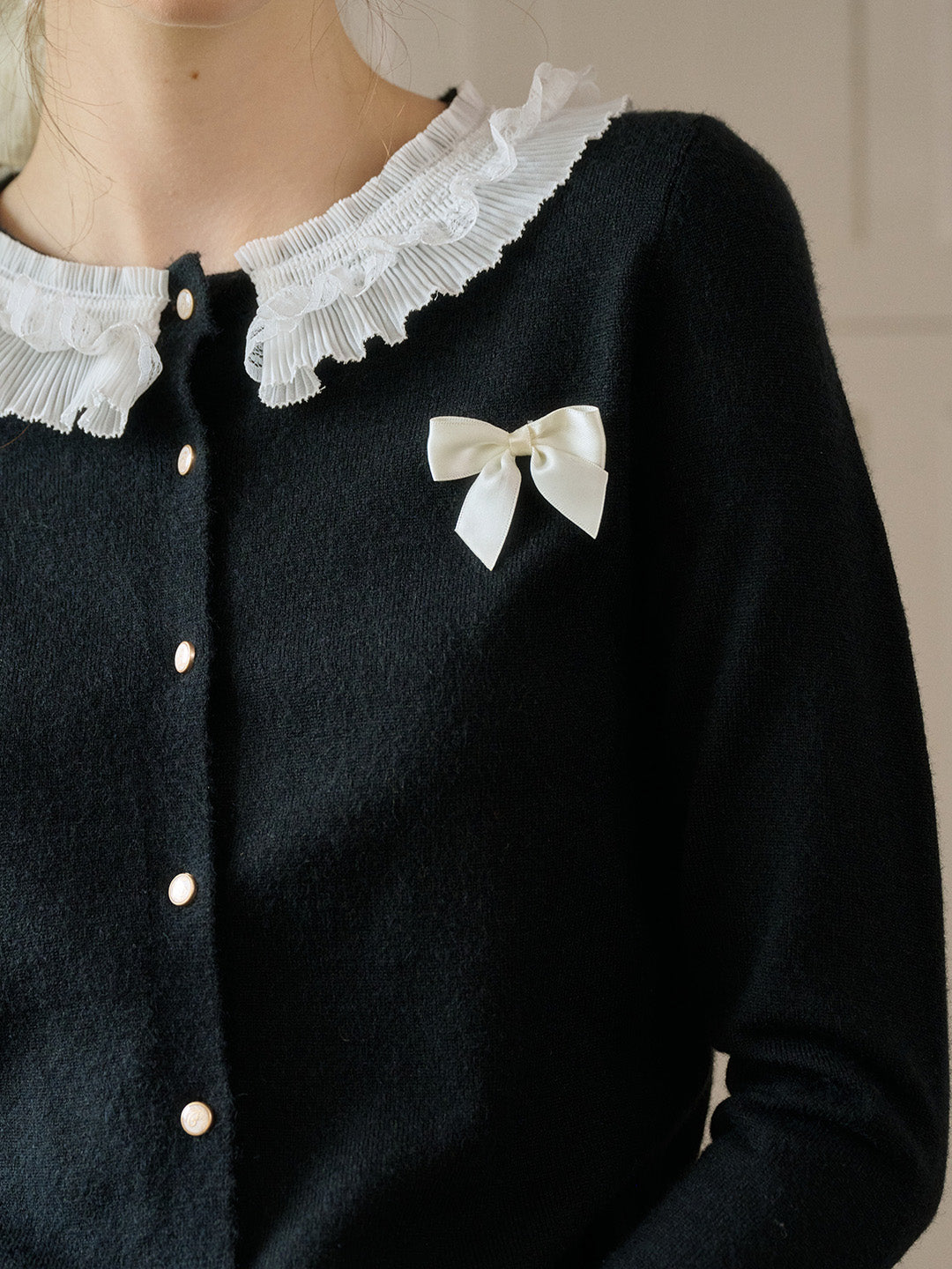 【Final Sale】Ruby Lace Lapel Contrasting Bow Cardigan - Purple