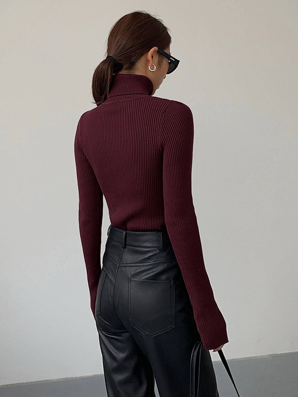 Isabelle's™ | Spring Stylish Ribbed Turtleneck Sweater