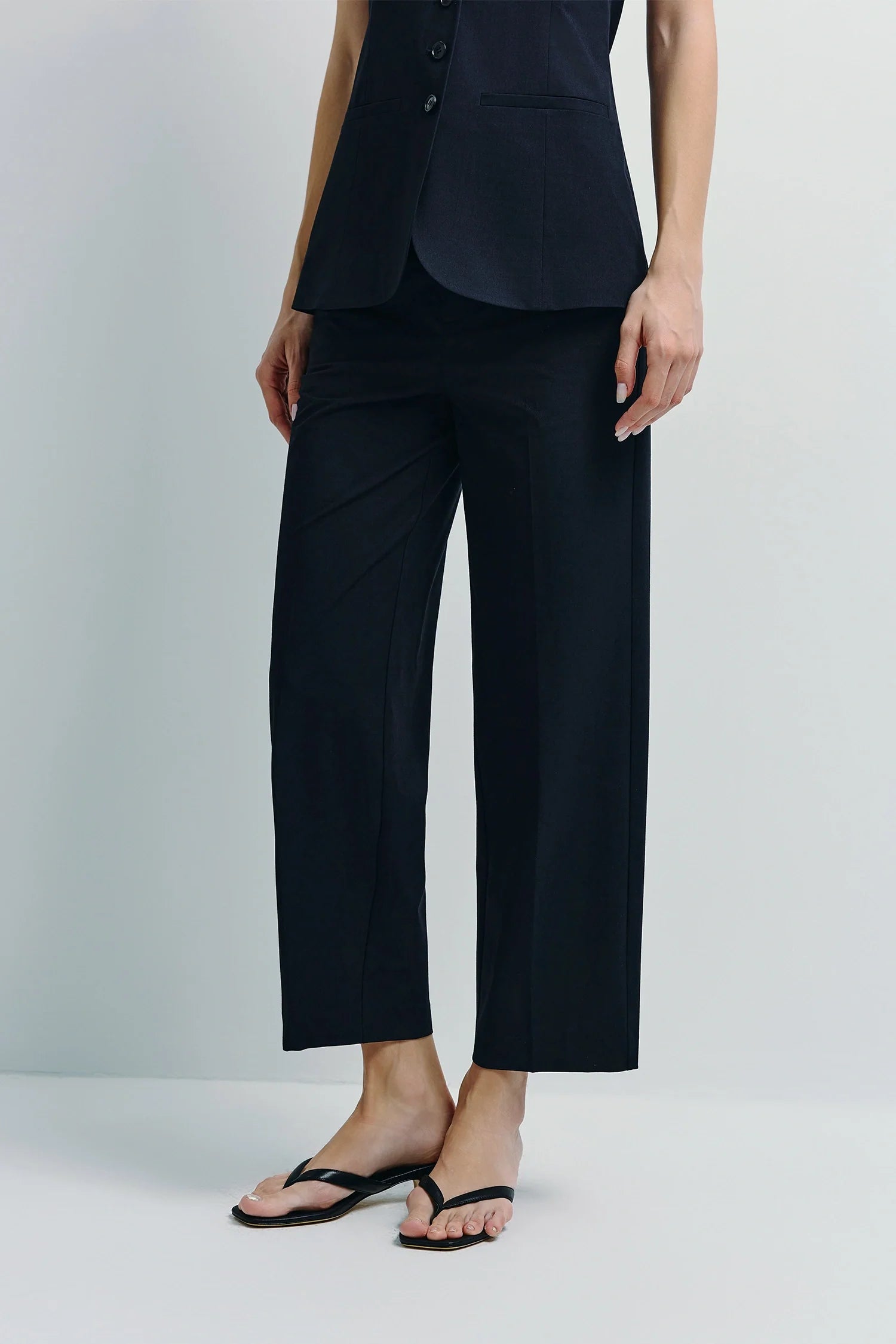 Donette Cropped Wide Leg Pant
