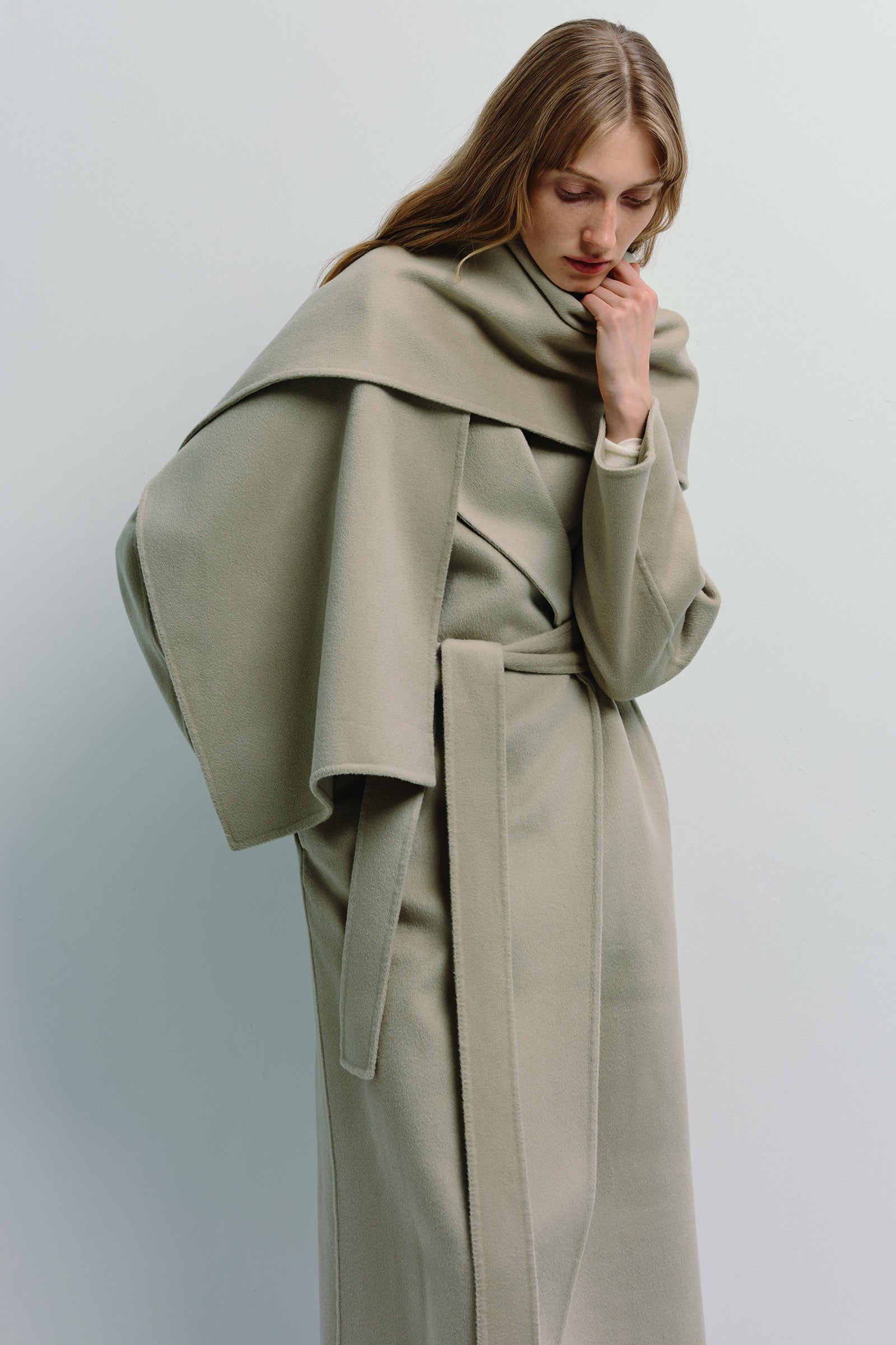Grand Scarf Coat
