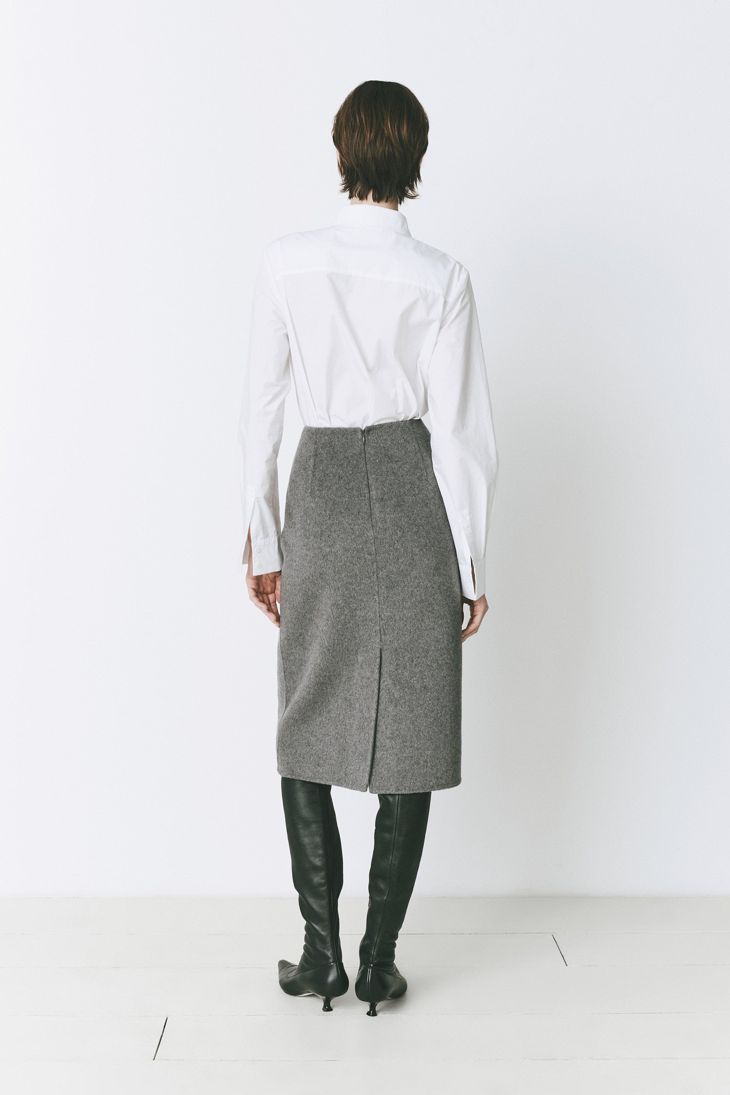Le Marais Slit Back Skirt
