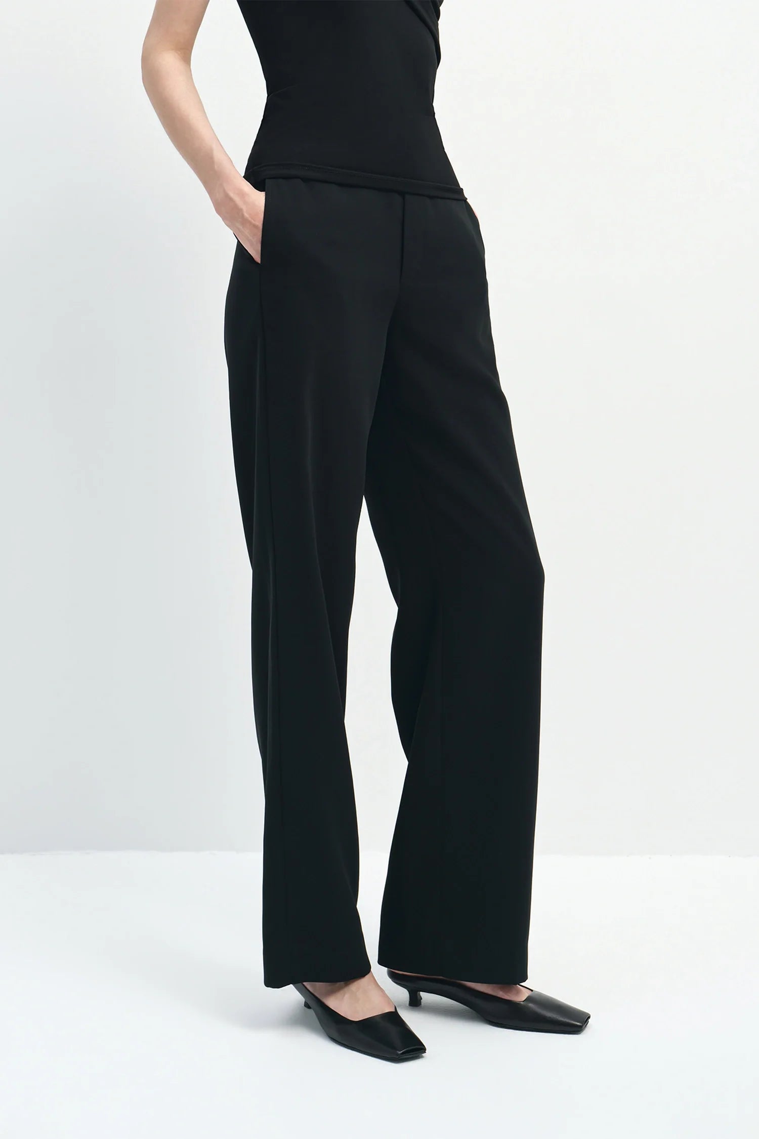Elin Cinched Waist Pant