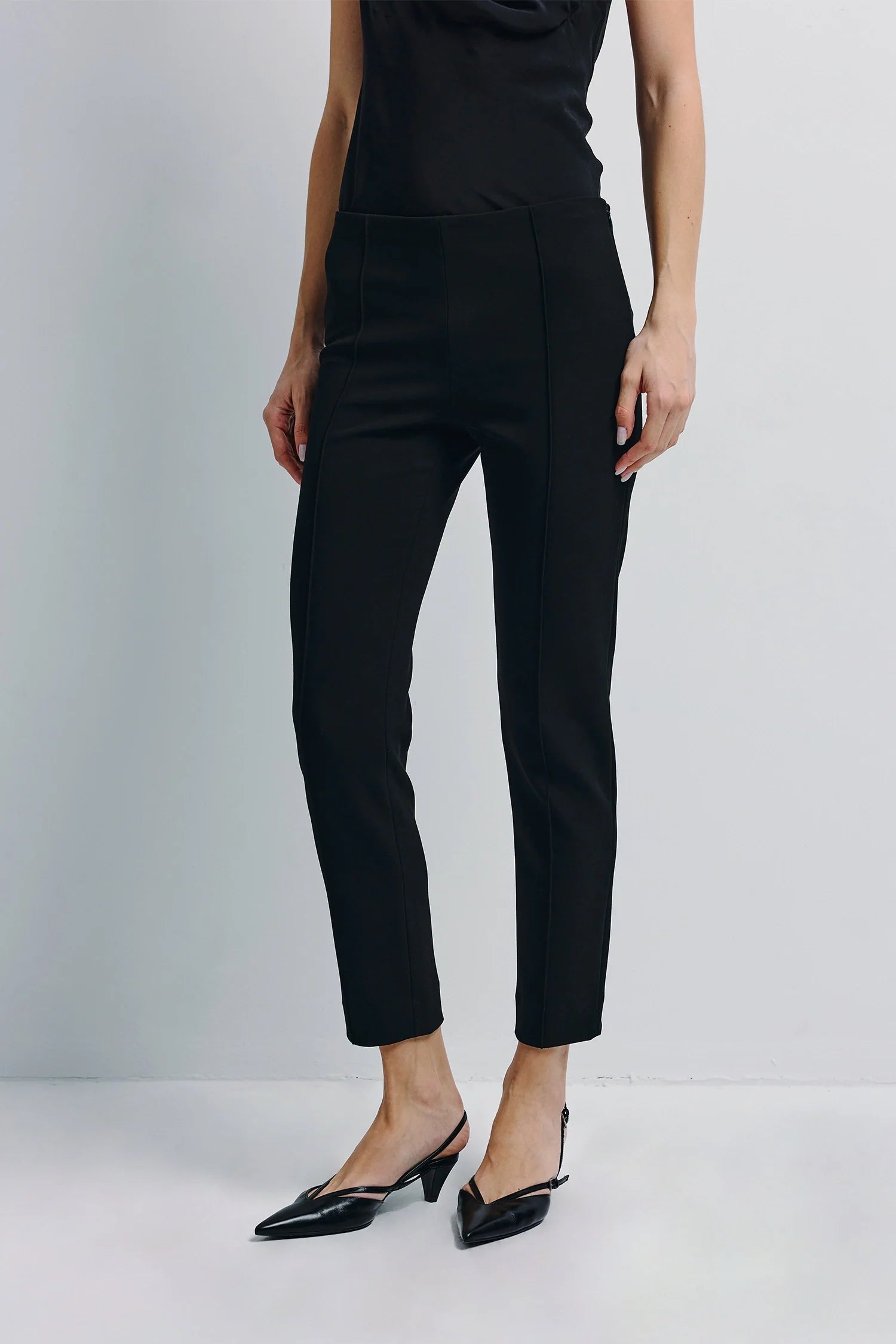 Morris Cropped Slim Pant