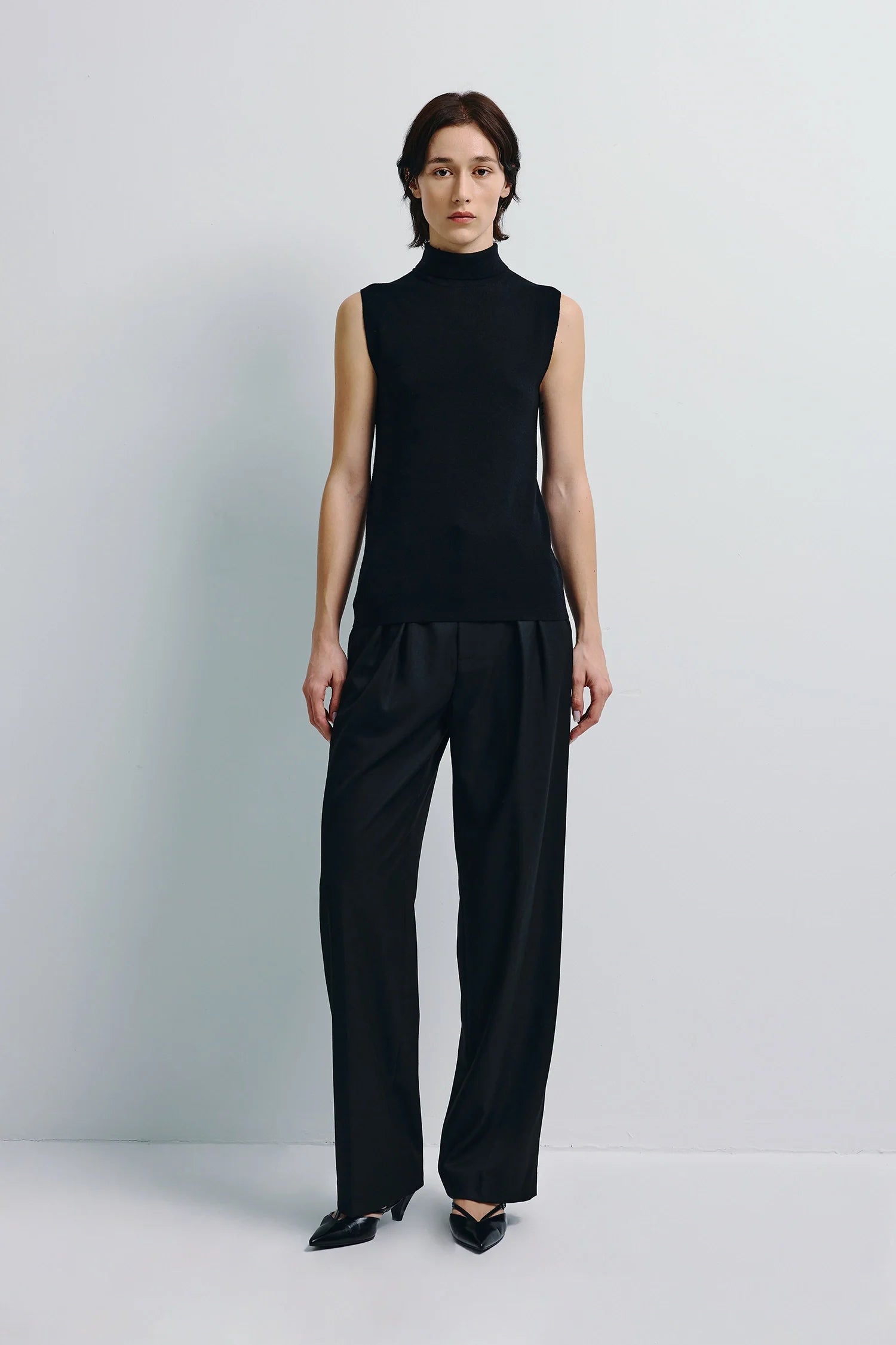 Neil Pleated Waist Pant