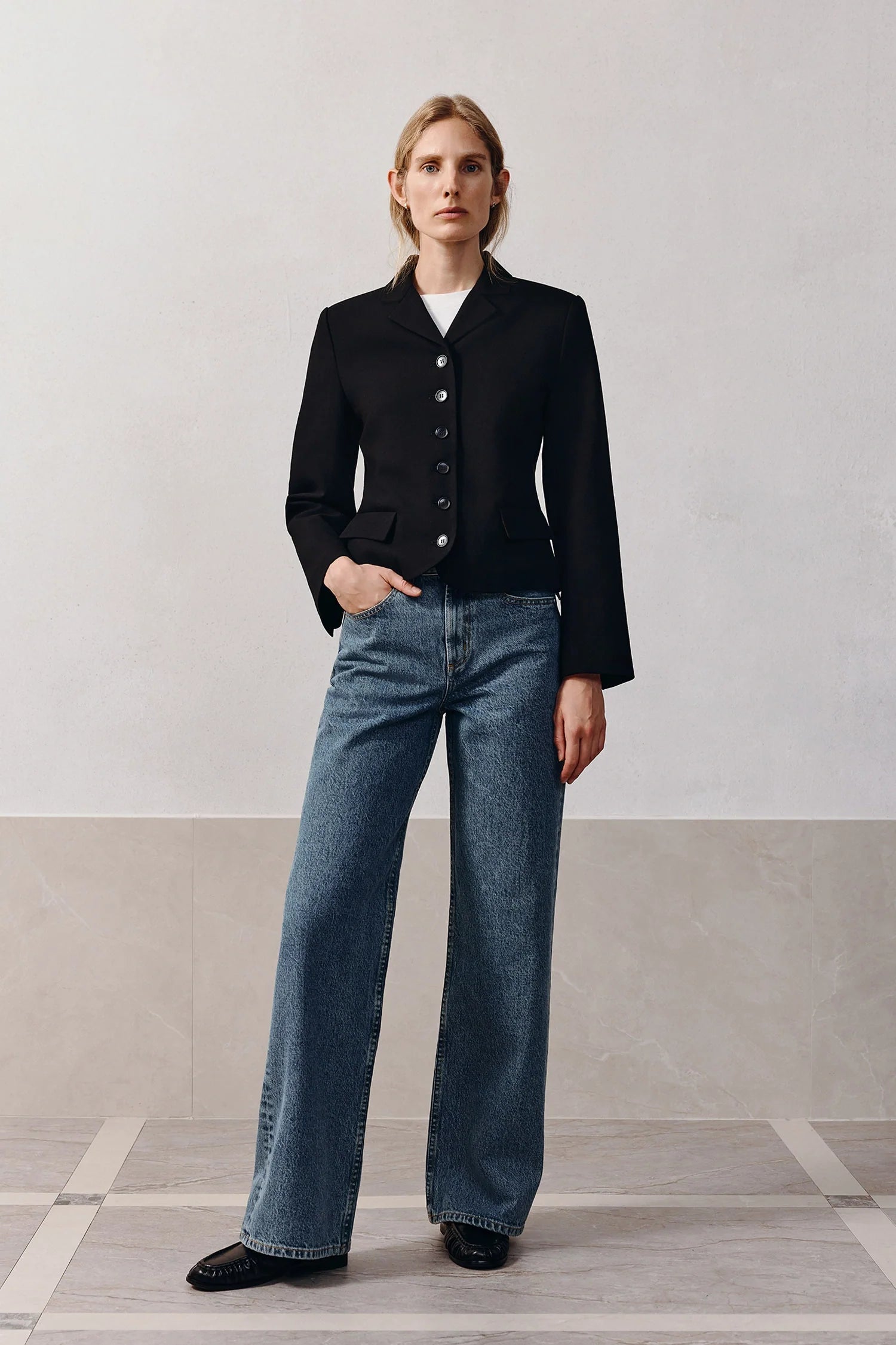 Lenn Fitted Short Blazer
