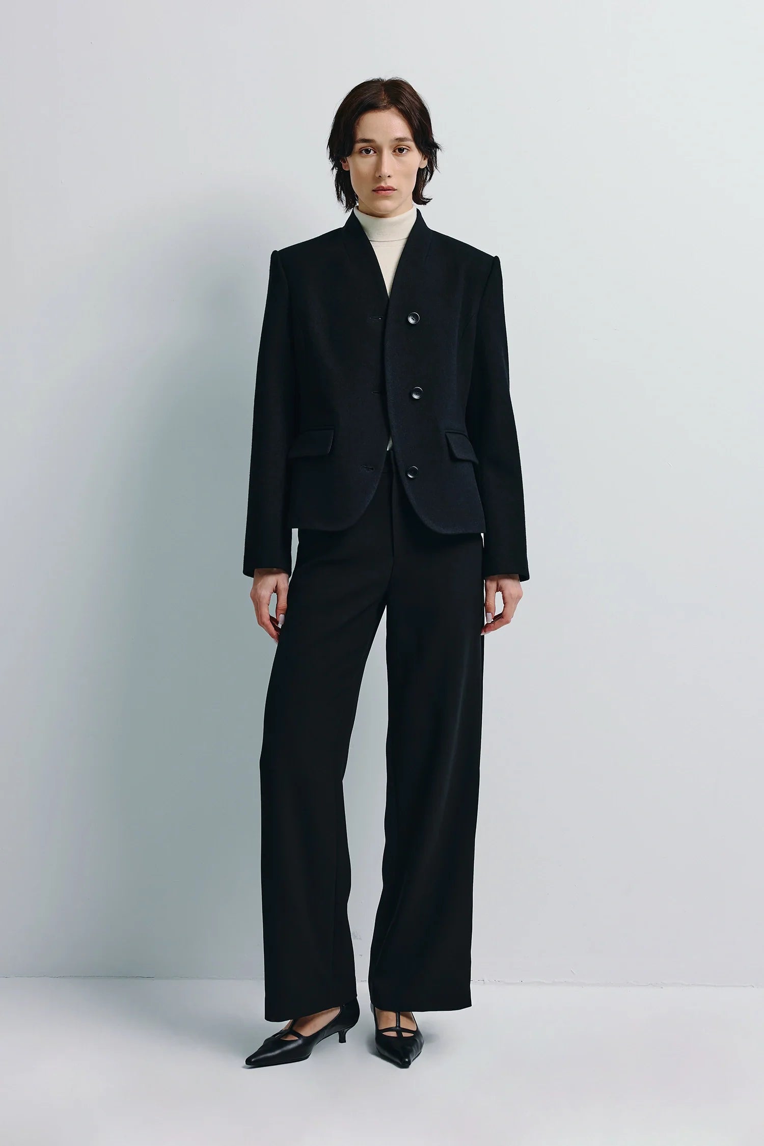 Camberly Collarless Short Blazer