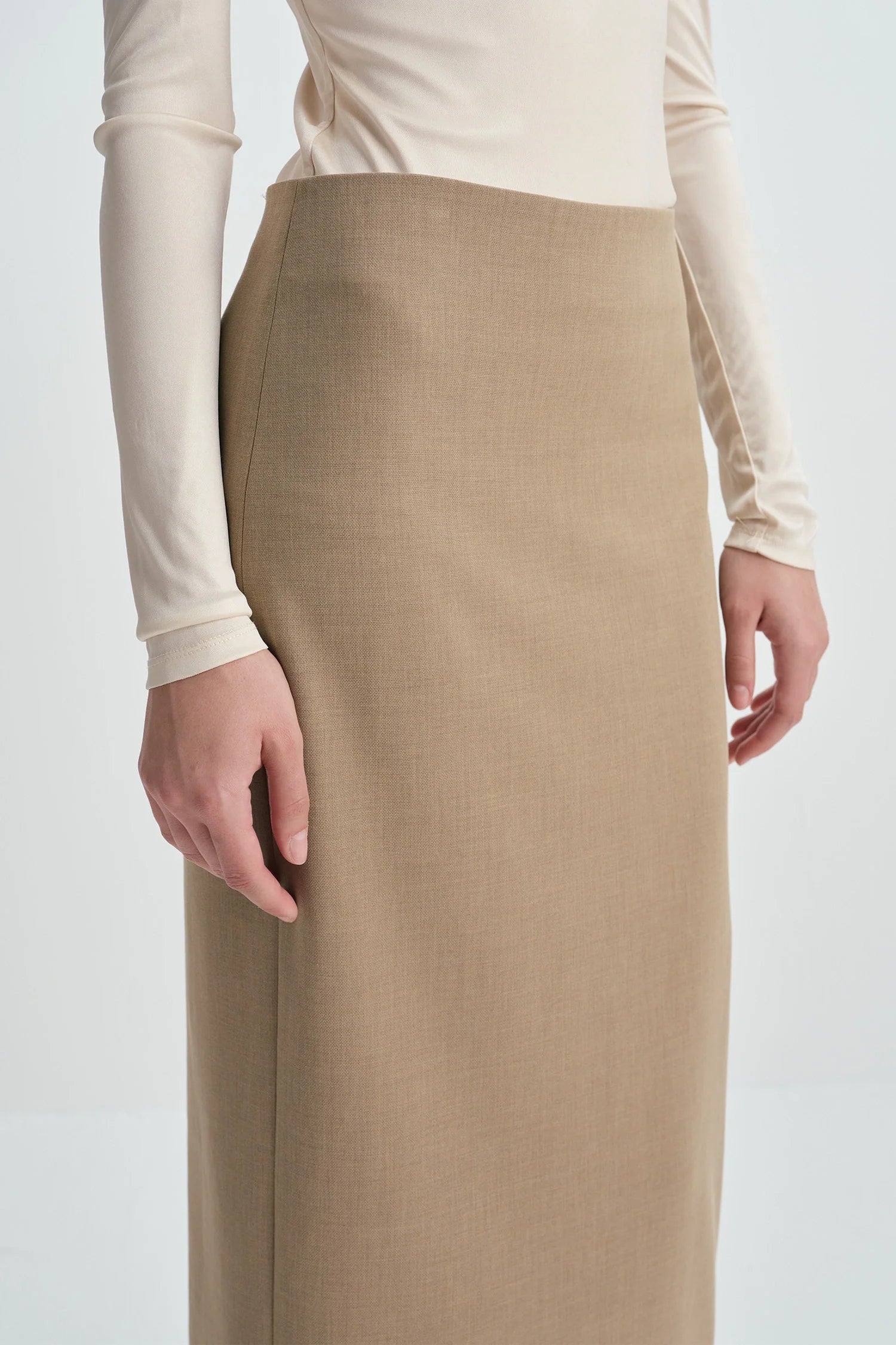 Desy Zip Slit Pencil Skirt