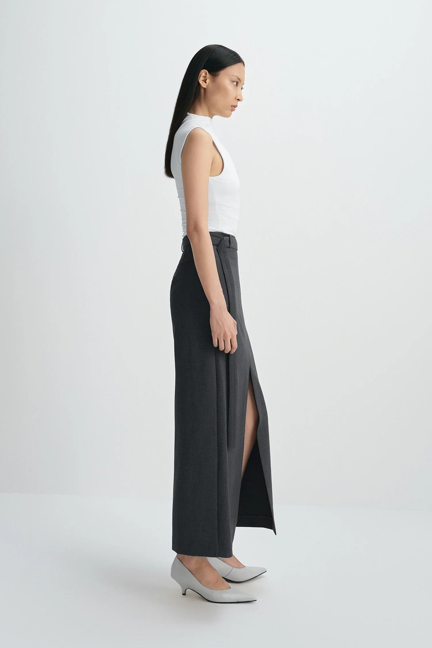 Noelia Center Slit Belted Skirt