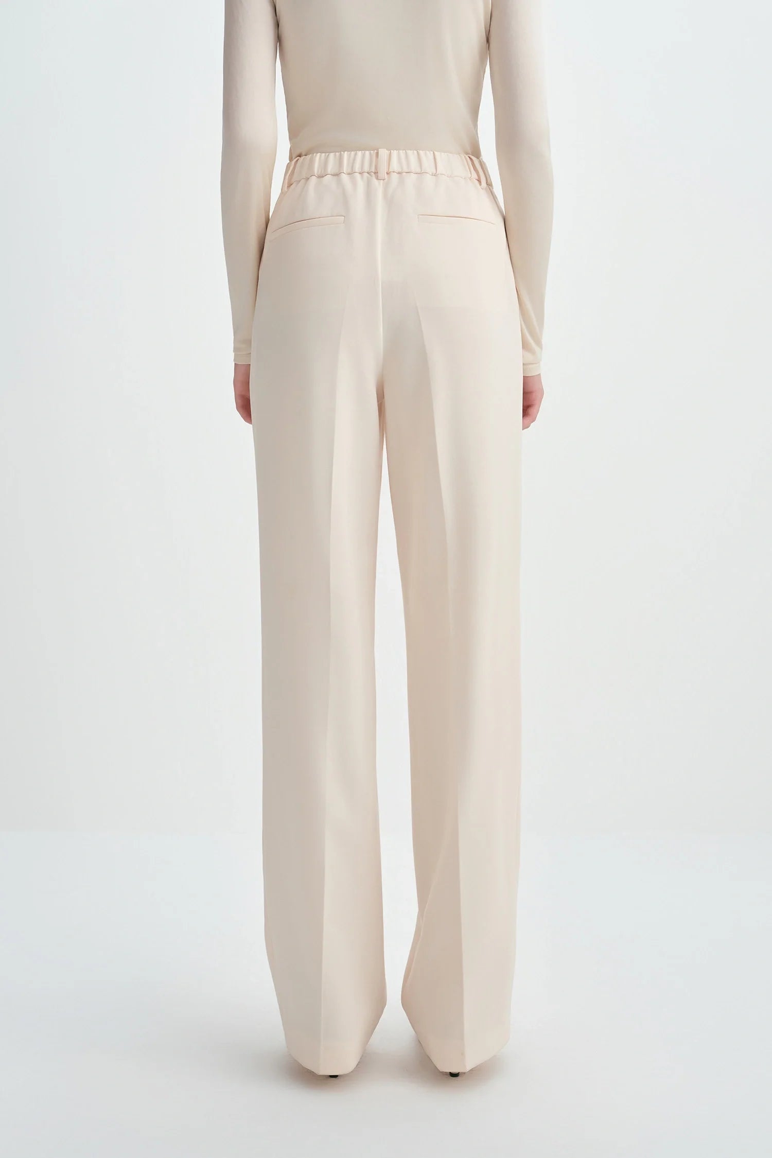 Kemi Pleated Waist Pant